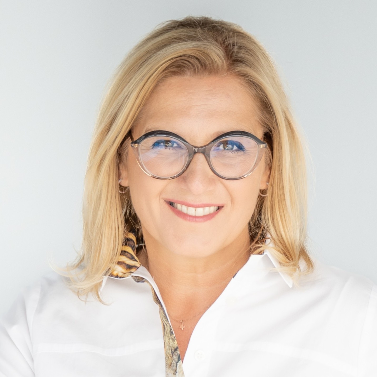 SILVIA PANÁKOVÁ